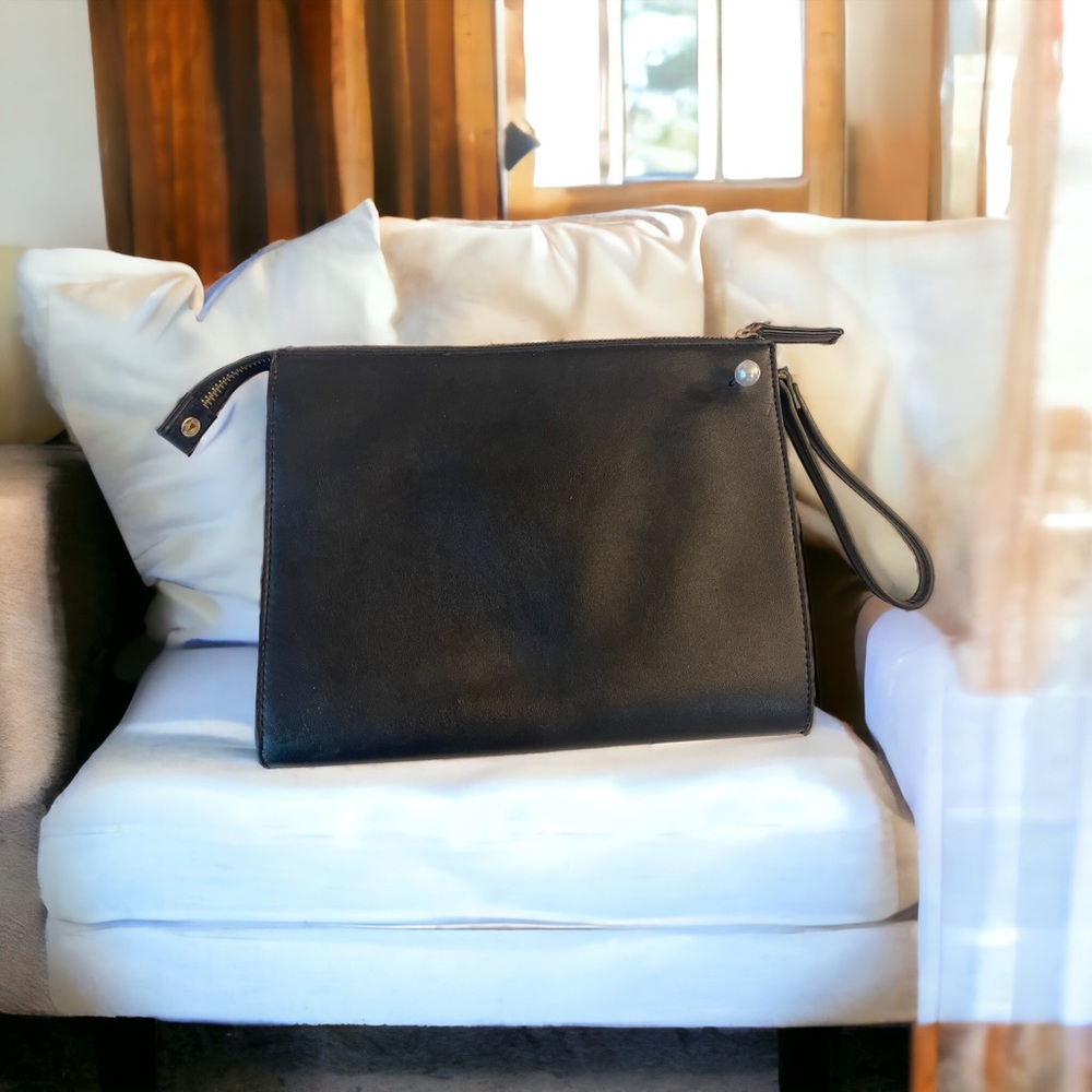 White House Black Market Black Wristlet Purse